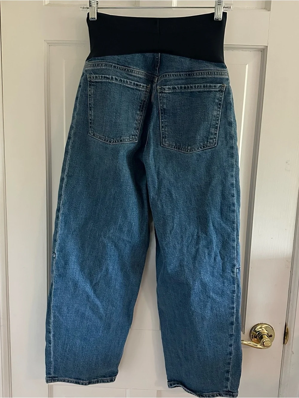 Old navy Maternity Full Panel Barrel Ankle Jeans in pansy size 6